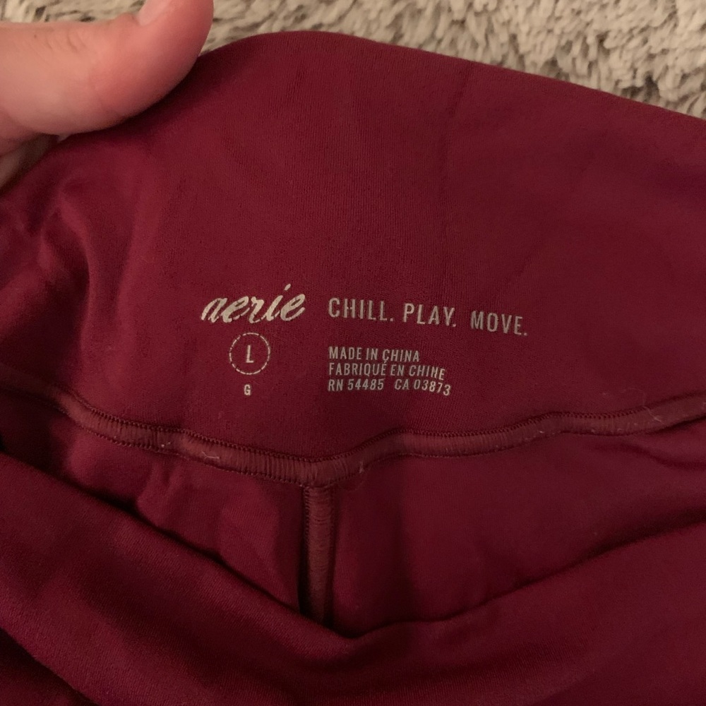 red aerie leggings